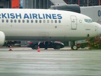 Wegen einer Geiselnahme war vor einem Jahr der Flugbetrieb am Hamburger Flughafen mehr als 20 Stunden unterbrochen.