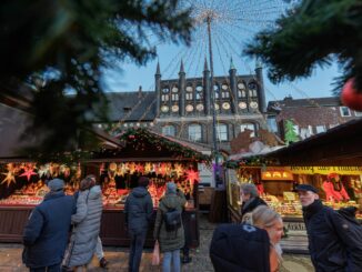 Bis zum 30. Dezember sollen in Lübeck elf verschiedene Weihnachtswelten große und kleine Besucher verzaubern.