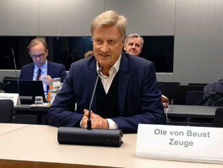 Hamburgs Ex-Bürgermeister Ole von Beust (CDU) hat während seiner Amtszeit nach eigenen Angaben keine Kenntnisse von den Cum-Ex-Geschäften der HSH Nordbank gehabt.