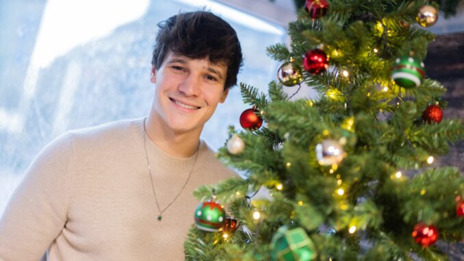 Wincent Weiss liebt es zu Weihnachten kitschig.