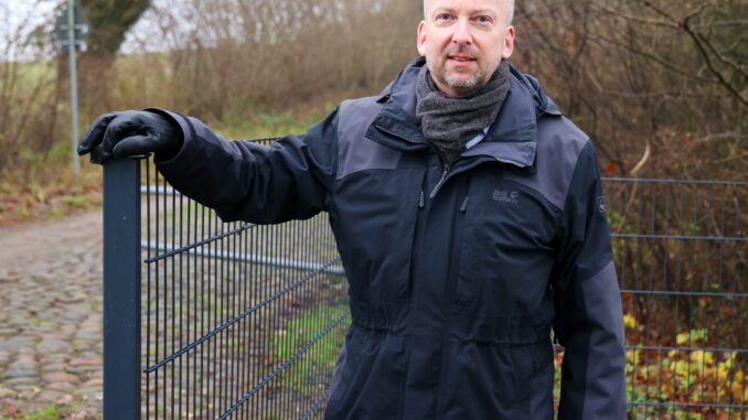 Für Bürgermeister Martin Ellermann ist der Zaun entlang der Grenze wie eine «Narbe am Körper».