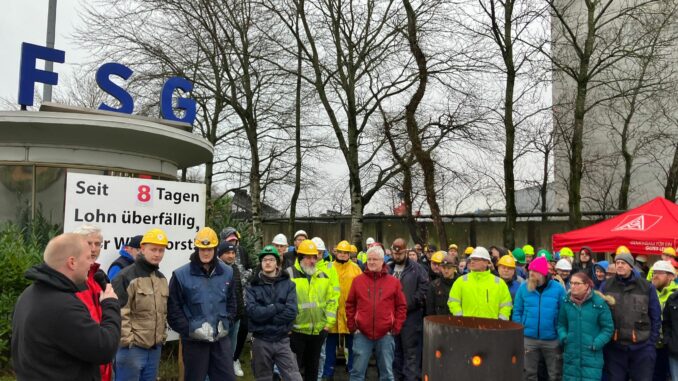 Die rund 500 Beschäftigten der angeschlagenen Werften FSG und Nobiskrug warten auf das Novembergehalt.