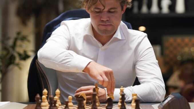 Magnus Carlsen spielt im Januar für den FC St. Pauli.