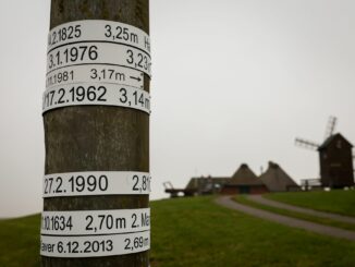 Die sogenannte Halligflut richtete insbesondere auf den Halligen große Schäden an.