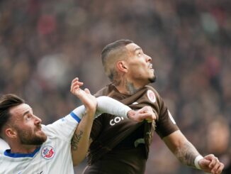 Der Brasilianer Maurides (r) absolvierte 17 Spiele für den FC St. Pauli.