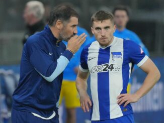 Hertha-Trainer Cristian Fiél setzt weiter auf Jonjoe Kenny.