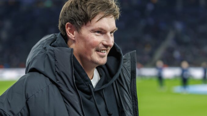 Kann mit einem Sieg im Nordduell gegen Hannover 96 den nächsten Aufstiegsschritt machen: HSV-Trainer Merlin Polzin.