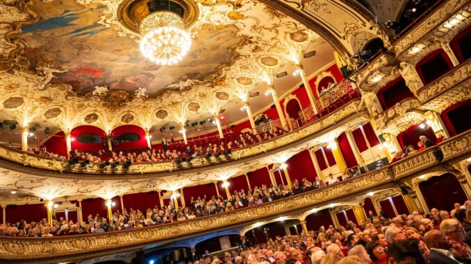 Das Hamburger Schauspielhaus feiert in diesem Jahr 125 Jahre Jubiläum. (Archivbild).