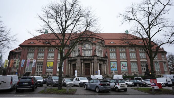 Das Gebäude im späten Jugendstil stammt aus dem Jahr 1912. (Archivbild)