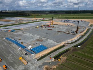 Auf der Northvolt-Baustelle in Heide wird weitergebaut. (Archivbild)