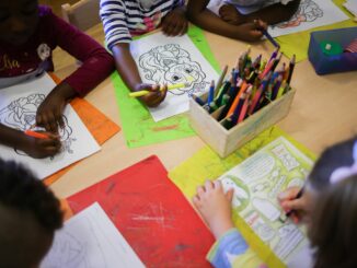 Für die Nutzung der kostenlosen Kinderbetreuung in Hamburg entfällt die jährliche Antragspflicht (Symbolbild)