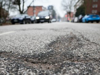 Jede dritte Straße in Hamburger Wohngebieten ist in mangelhaftem Zustand.