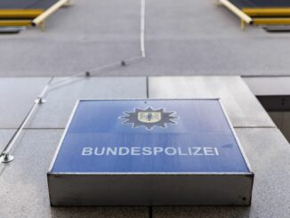 Die Bundespolizei hat gemeinsam mit der Polizei Hamburg einen Schwerpunkteinsatz durchgeführt. (Symbolbild)