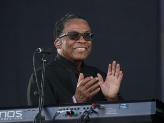 Die Jazz-Legende Herbie Hancock kommt im Sommer 2025 für zwei Konzerte nach Deutschland. (Archivbild)