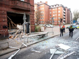 Menschen kamen bei der Explosion in einem ehemaligen Schnellrestaurant nicht zu Schaden.