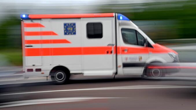 Der Umgang mit einem Sprengkörper brachte einen Mann ins Krankenhaus. (Symbolbild)