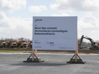 Baufeld der Northvolt-Fabrik bei Heide (Archivbild). Der schwedische Batteriehersteller steckt in finanziellen Schwierigkeiten.