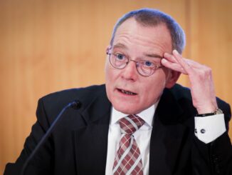 Hamburgs Landeswahlleiter Oliver Rudolf will vermeiden, dass Briefwähler bei der Bürgerschaftswahl ihre Stimme nicht abgeben können.