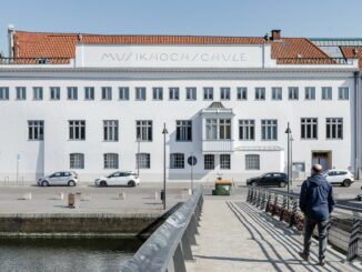 Die Musikhochschule in Lübeck erweitert vom Wintersemester 2025/2026 an ihr Angebot um den Studiengang «Lehramt an Grundschulen». (Symbolbild)