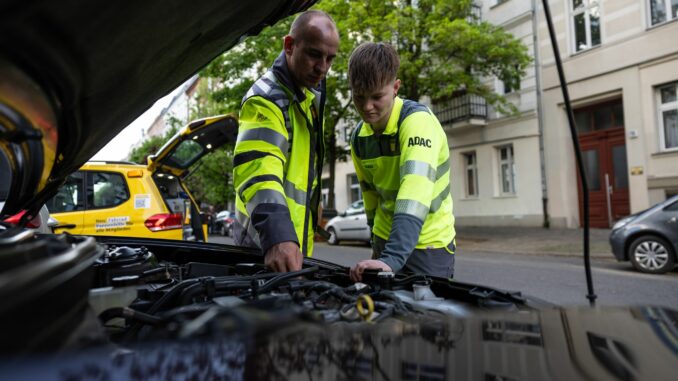 Mit zunehmender Zahl von Elektroautos steigt auch die Zahl derer Pannen. (Archivbild)