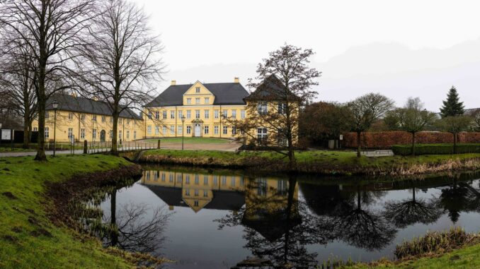 Im Landesarchiv Schleswig-Holstein wurde in einem Nachlass eine Glasplatte mit Fragmenten des Teppichs von Bayeux gefunden. (Archivbild)