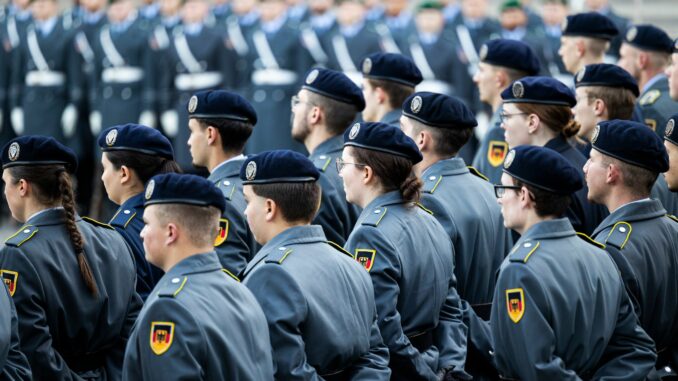 Die Zahl der Rekruten aus Hamburg ist im vergangenen Jahr um gut 12 Prozent gestiegen.