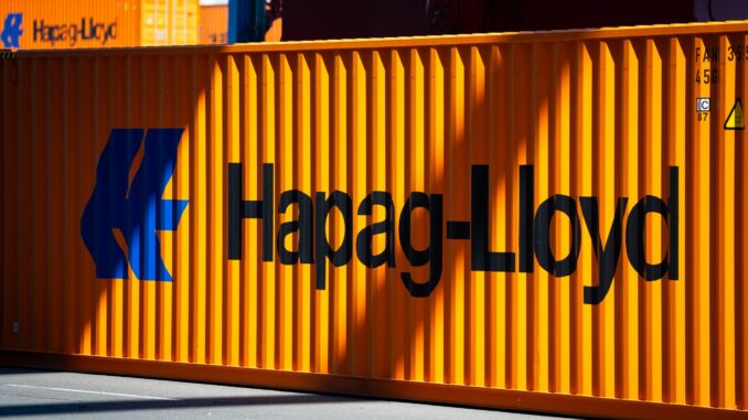 Das Hamburger Unternehmen Hapag-Lloyd investiert im französischen Le Havre. (Archivbild)